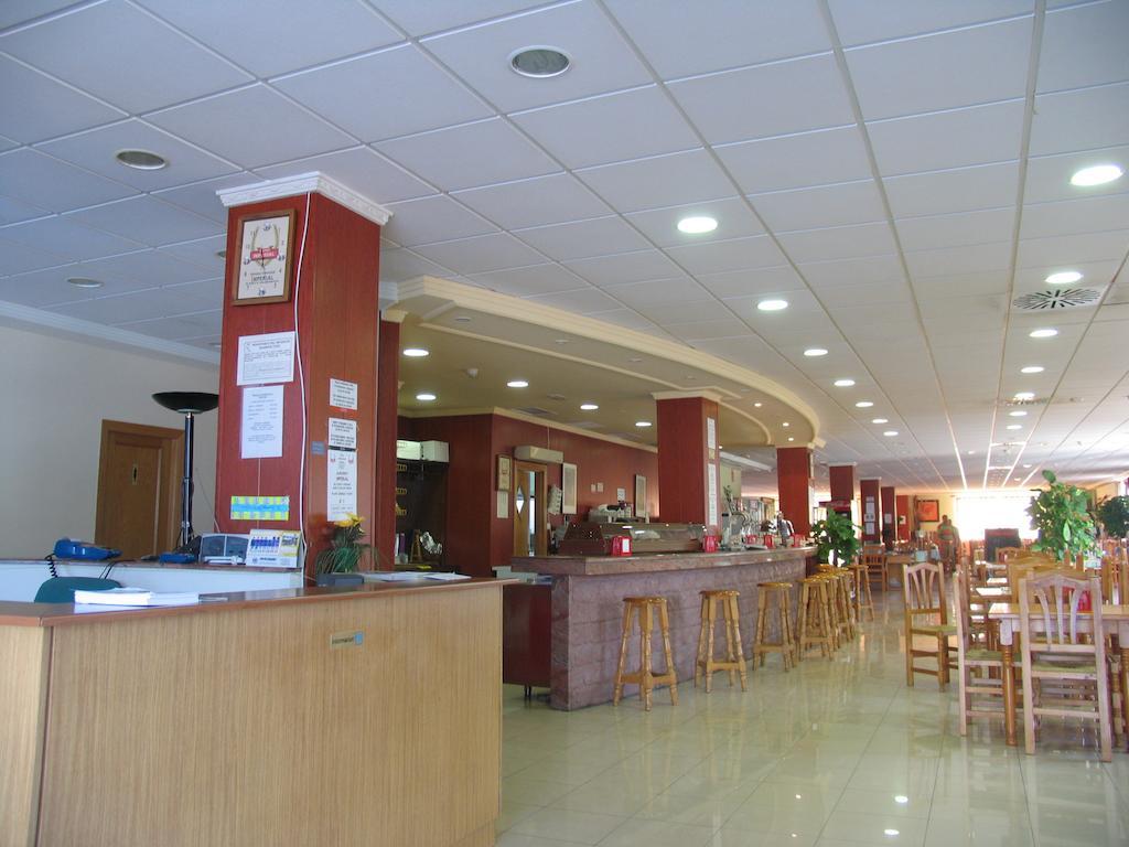 Hostal Imperial Crevillente Buitenkant foto